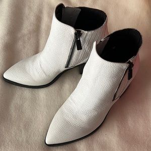 Kenneth Cole Reaction Cue Up Bootie